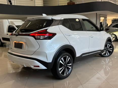 NISSAN Kicks 1.6 16V 4P FLEXSTART EXCLUSIVE XTRONIC AUTOM�TICO CVT, Foto 3