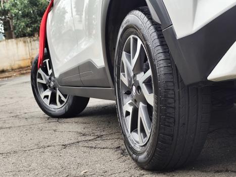 NISSAN Kicks 1.6 16V 4P FLEXSTART SENSE XTRONIC AUTOM�TICO CVT, Foto 5