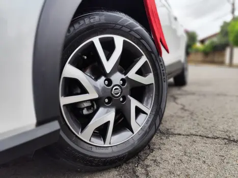 NISSAN Kicks 1.6 16V 4P FLEXSTART SENSE XTRONIC AUTOM�TICO CVT, Foto 19