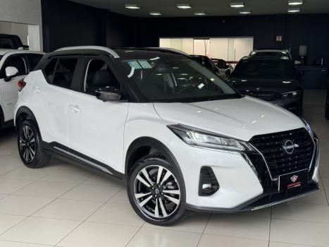 NISSAN Kicks 1.6 16V 4P FLEXSTART EXCLUSIVE XTRONIC AUTOM�TICO CVT, Foto 3