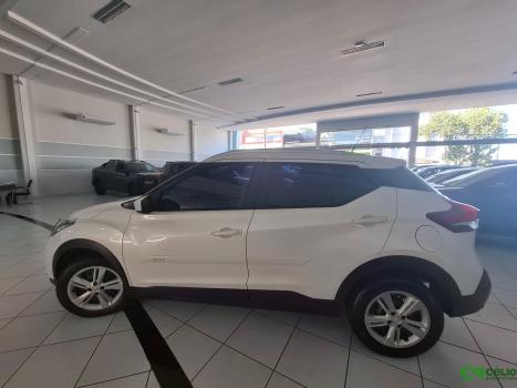 NISSAN Kicks 1.6 16V 4P FLEXSTART S DIRECT X-TRONIC AUTOM�TICO CVT, Foto 4