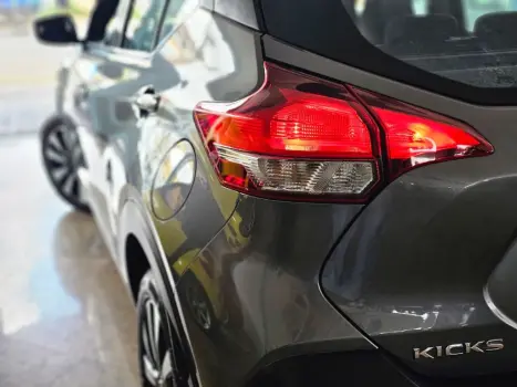 NISSAN Kicks 1.6 16V 4P FLEX SV X-TRONIC AUTOM�TICO CVT, Foto 14