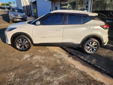 NISSAN Kicks 1.6 16V 4P FLEXSTART SENSE XTRONIC AUTOM�TICO CVT, Foto 3