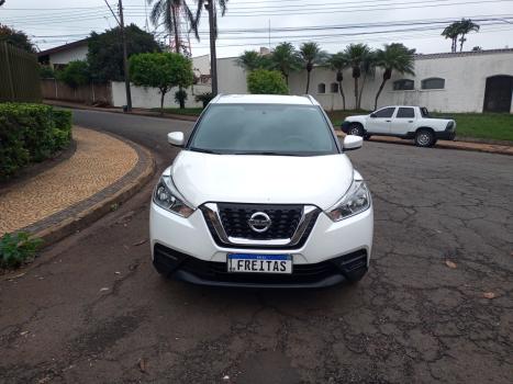NISSAN Kicks 1.6 16V 4P FLEXSTART S X-TRONIC AUTOM�TICO CVT, Foto 2