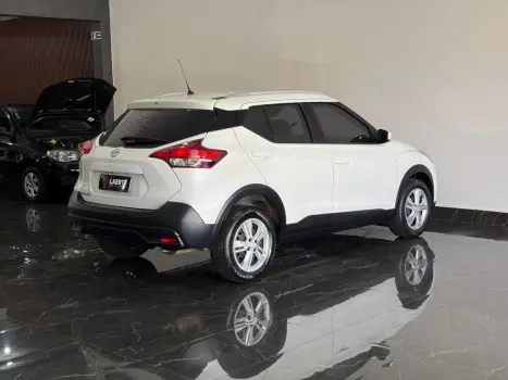 NISSAN Kicks 1.6 16V 4P FLEXSTART S DIRECT X-TRONIC AUTOM�TICO CVT, Foto 4