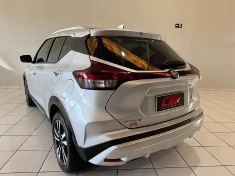 NISSAN Kicks 1.6 16V 4P FLEXSTART EXCLUSIVE XTRONIC AUTOM�TICO CVT, Foto 4