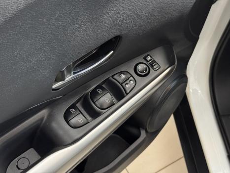 NISSAN Kicks 1.6 16V 4P FLEXSTART EXCLUSIVE XTRONIC AUTOM�TICO CVT, Foto 16