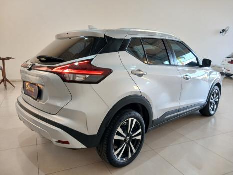 NISSAN Kicks 1.6 16V 4P FLEXSTART EXCLUSIVE XTRONIC AUTOM�TICO CVT, Foto 6