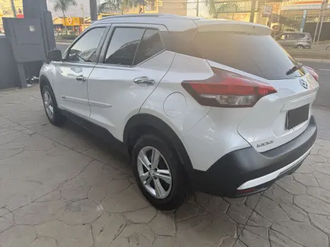 NISSAN Kicks 1.6 16V 4P FLEXSTART S DIRECT X-TRONIC AUTOM�TICO CVT, Foto 5