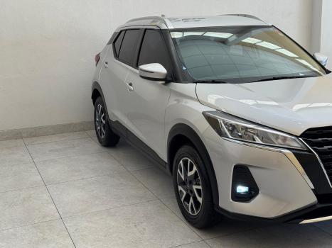 NISSAN Kicks 1.6 16V 4P FLEXSTART SENSE XTRONIC AUTOMÁTICO CVT, Foto 4