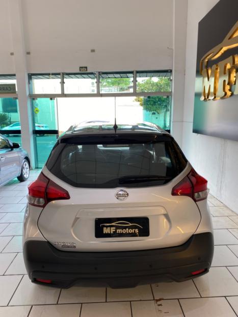 NISSAN Kicks 1.6 16V 4P FLEX SV X-TRONIC AUTOMÁTICO CVT, Foto 4