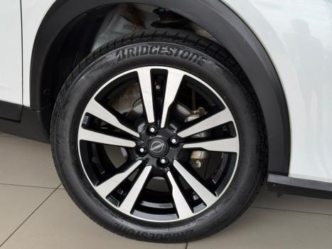 NISSAN Kicks 1.6 16V 4P FLEXSTART EXCLUSIVE XTRONIC AUTOMÁTICO CVT, Foto 6