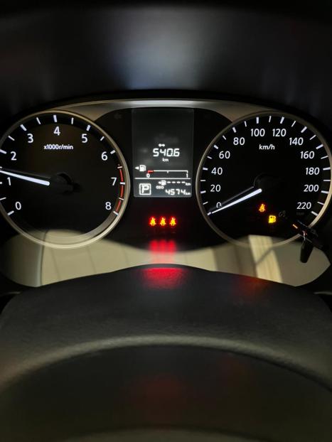 NISSAN Kicks Play 1.6 16V FELXSTART SENSE XTRONIC AUTOM�TICO, Foto 8