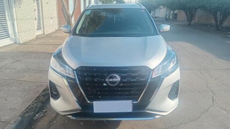 NISSAN Kicks Play 1.6 16V FELXSTART ADVANCE PLUS XTRONIC AUTOM�TICO, Foto 2