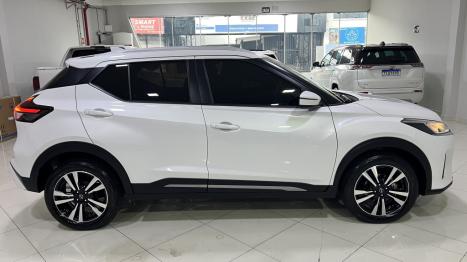 NISSAN Kicks Play 1.6 16V FELXSTART ADVANCE PLUS XTRONIC AUTOM�TICO, Foto 4