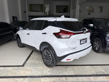 NISSAN Kicks Play 1.6 16V FLEXSTART ACTIVE PLUS XTRONIC AUTOMÁTICO, Foto 4