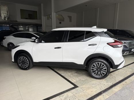 NISSAN Kicks Play 1.6 16V FLEXSTART ACTIVE PLUS XTRONIC AUTOMÁTICO, Foto 6