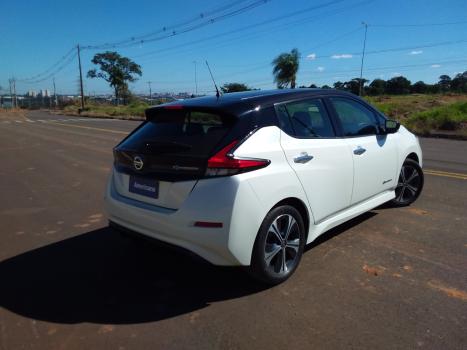 NISSAN Leaf B12P 4P 40 EL�TRICO, Foto 8