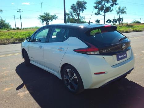 NISSAN Leaf B12P 4P 40 EL�TRICO, Foto 10