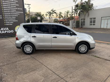 NISSAN Livina 1.6 16V 4P FLEX, Foto 2