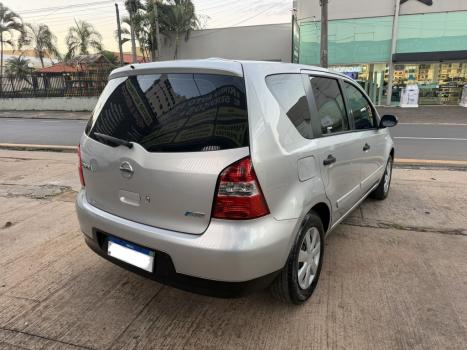 NISSAN Livina 1.6 16V 4P FLEX, Foto 3