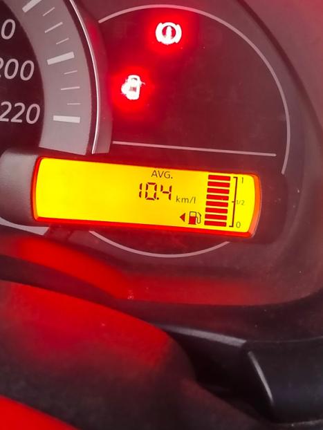 NISSAN March 1.0 12V 4P S FLEX, Foto 6