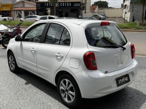 NISSAN March 1.0 12V 4P S FLEX, Foto 3