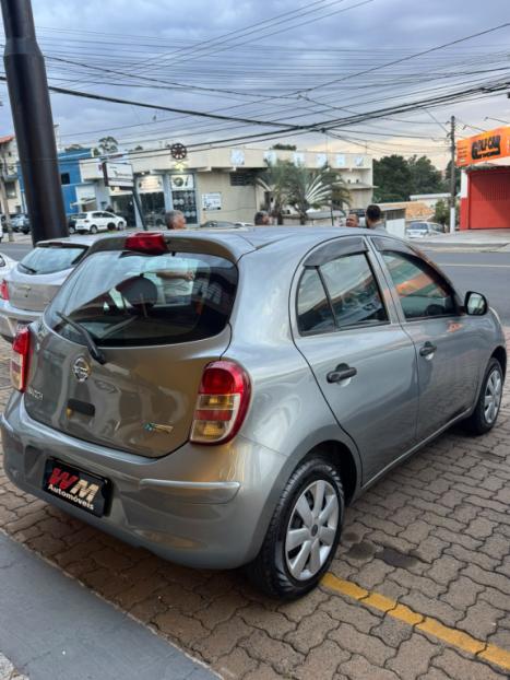 NISSAN March 1.0 12V 4P S FLEX, Foto 6
