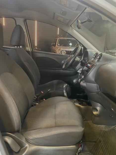 NISSAN March 1.0 12V 4P S FLEX, Foto 3