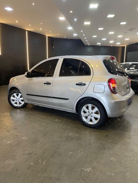 NISSAN March 1.0 12V 4P S FLEX, Foto 8
