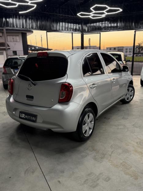 NISSAN March 1.0 12V 4P S FLEX, Foto 6