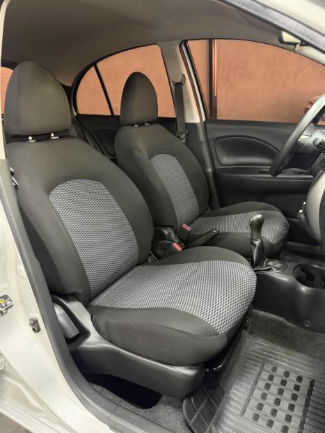 NISSAN March 1.0 12V 4P S FLEX, Foto 9