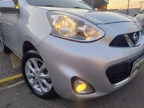 NISSAN March 1.0 16V 4P SV FLEX, Foto 2