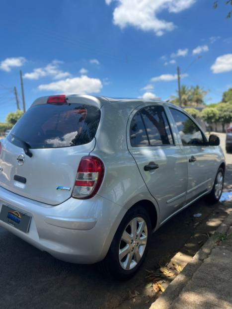 NISSAN March 1.0 16V 4P FLEX, Foto 5