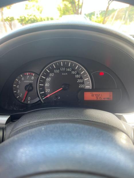 NISSAN March 1.0 16V 4P FLEX, Foto 8