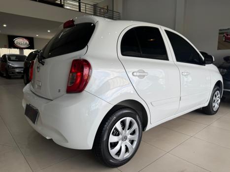 NISSAN March 1.0 16V 4P S FLEX, Foto 5