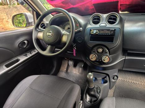 NISSAN March 1.0 16V 4P S FLEX, Foto 13