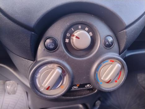 NISSAN March 1.0 16V 4P S FLEX, Foto 8