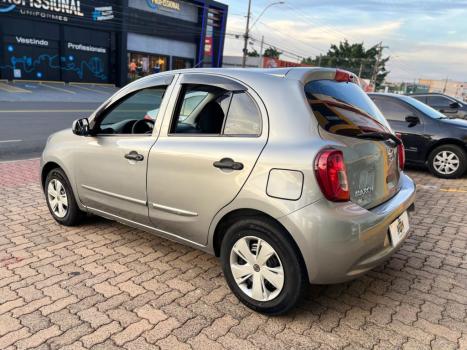 NISSAN March 1.0 16V 4P FLEX, Foto 9