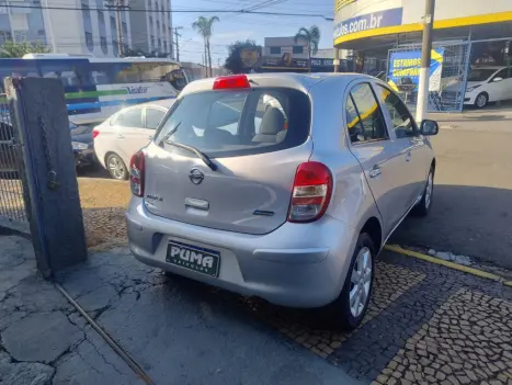 NISSAN March 1.0 16V 4P S FLEX, Foto 4