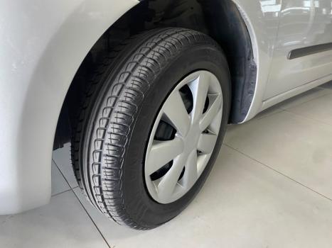 NISSAN March 1.0 16V 4P FLEX, Foto 20