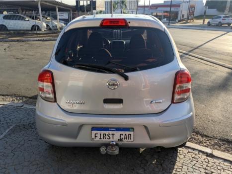 NISSAN March 1.0 16V 4P S FLEX, Foto 9
