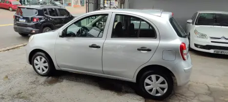 NISSAN March 1.0 16V 4P S FLEX, Foto 7