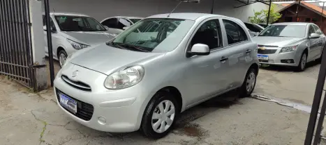 NISSAN March 1.0 16V 4P S FLEX, Foto 4