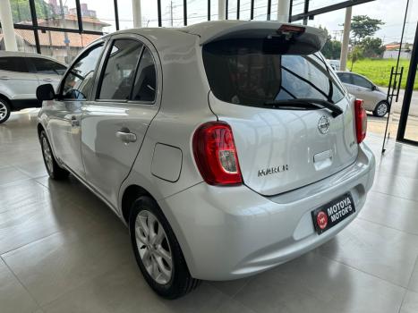 NISSAN March 1.6 16V 4P SV FLEX, Foto 3