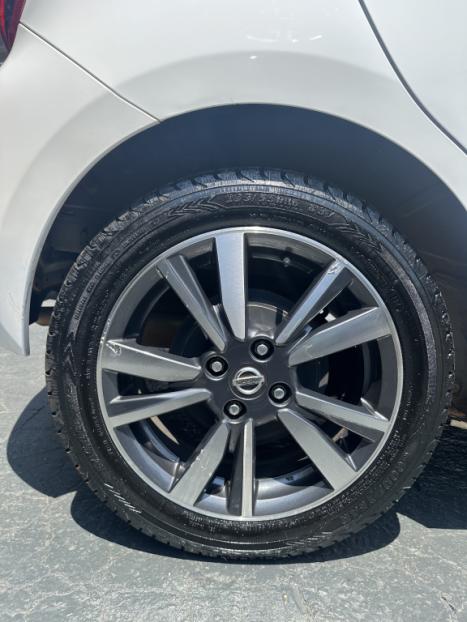 NISSAN March 1.6 16V 4P SL FLEX AUTOMTICO CVT, Foto 3