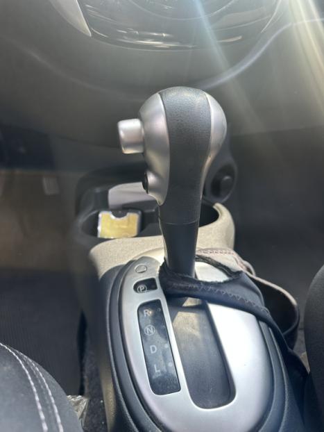 NISSAN March 1.6 16V 4P SL FLEX AUTOMTICO CVT, Foto 6