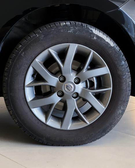 NISSAN March 1.6 16V 4P S FLEX, Foto 17