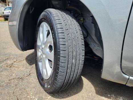 NISSAN March 1.6 16V 4P SV FLEX, Foto 11