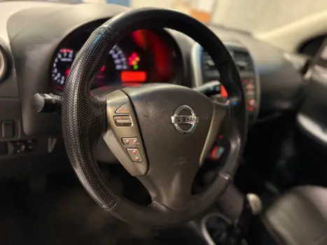 NISSAN March 1.6 16V 4P SV FLEX, Foto 14